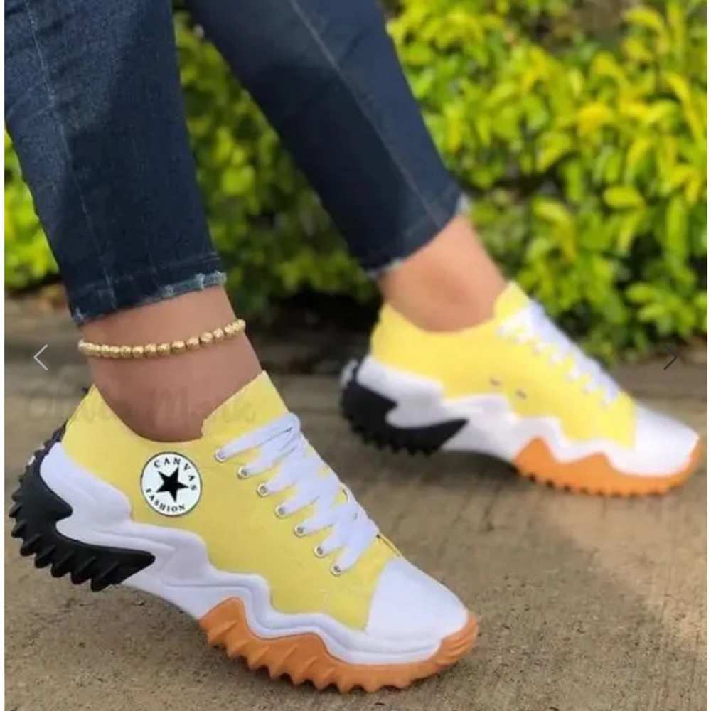 Olivia Mark Muffin Contrast Panel Lace-Up Eyelet Trainers Sz:8 Yellow/White/Blk